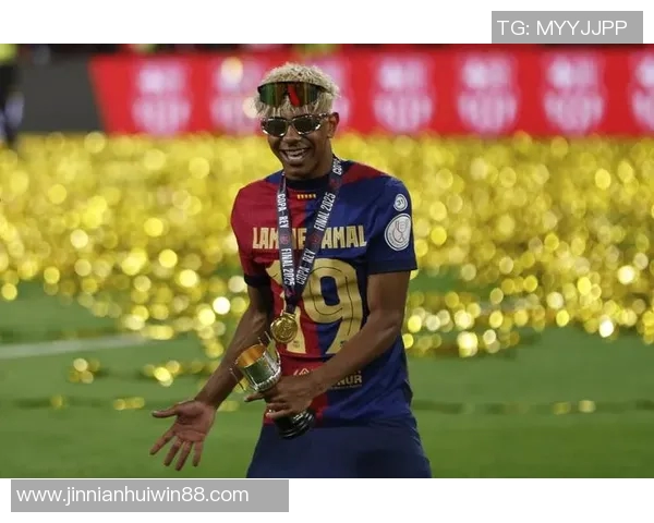 巴萨三叉戟分析:亚马尔稳居首发中锋与左翼位置竞争白热化 巴萨三叉戟分析:亚马尔稳居首发中锋与左翼位置竞争白热化